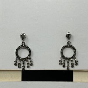 Sterling silver dangling earrings 925